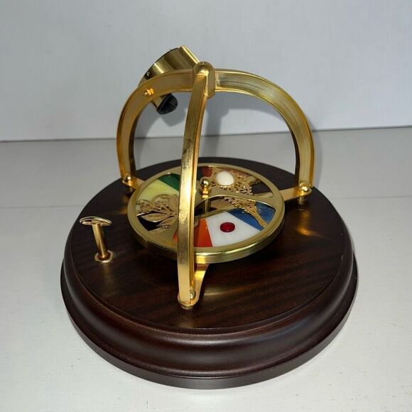 VTG GATCO Wind Up Wood Brass Moving Kaleidoscope Wheel & Music Stand Working - Picture 1 of 7